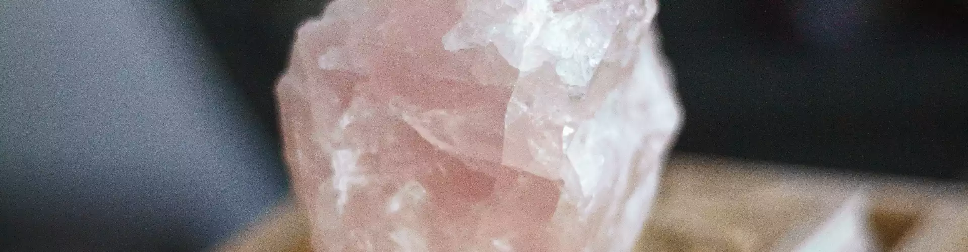 Guérison à distance par fréquence de quartz rose - Online Class by Jamie Butler