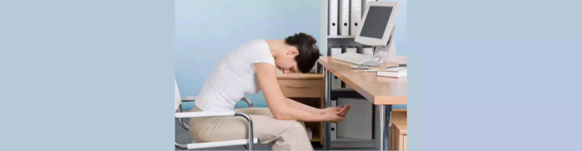 Deskside Yoga per la salute fisica e mentale